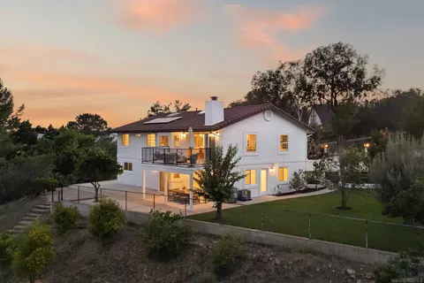 11337 Caprice Pl, Escondido, CA 92026 photo 3