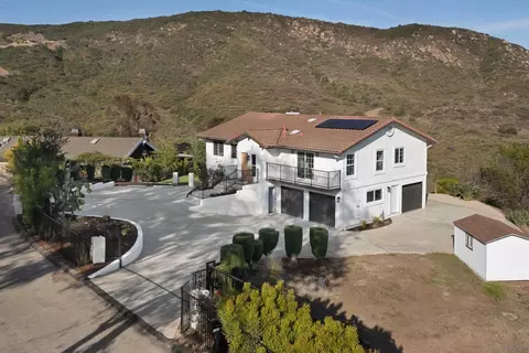 11337 Caprice Pl, Escondido, CA 92026 photo 4