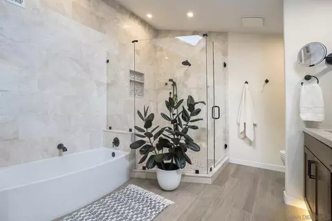 Bath - 4784 Jeffer, La Mesa, CA 91941 photo 1 of 9