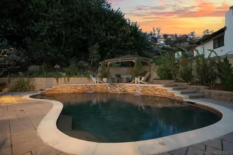 Exterior - 4784 Jeffer, La Mesa, CA 91941 photo 10 of 20