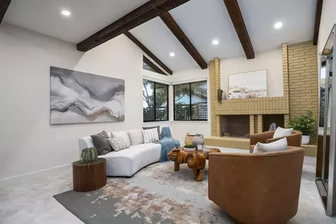 Living - 4784 Jeffer, La Mesa, CA 91941 photo 5 of 8