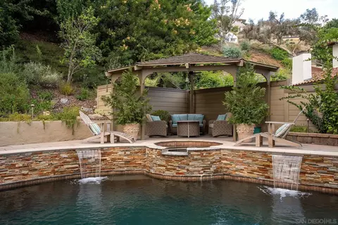 Exterior - 4784 Jeffer, La Mesa, CA 91941 photo 12 of 20