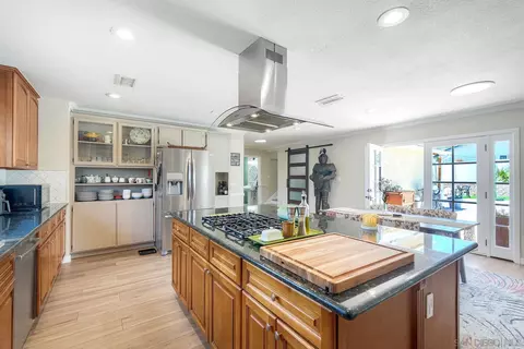 Kitchen - 14552 Topsham St, Poway, CA 92064 photo 5 of 6
