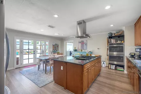 Kitchen - 14552 Topsham St, Poway, CA 92064 photo 3 of 6