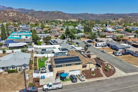 View/Area - 14552 Topsham St, Poway, CA 92064 photo 12 of 20