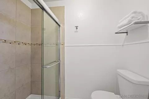 Bath - 2848 Glen Canyon Cir, Spring Valley, CA 91977 photo 4 of 4