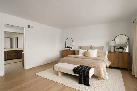 Bedroom - 2855 Cliffridge Ct, La Jolla, CA 92037 photo 4 of 4
