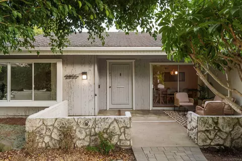 Exterior - 2855 Cliffridge Ct, La Jolla, CA 92037 photo 1 of 9