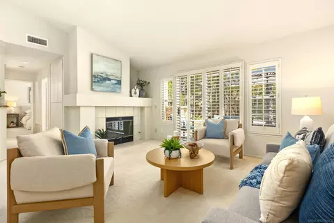 11184 Portobelo, San Diego, CA 92124