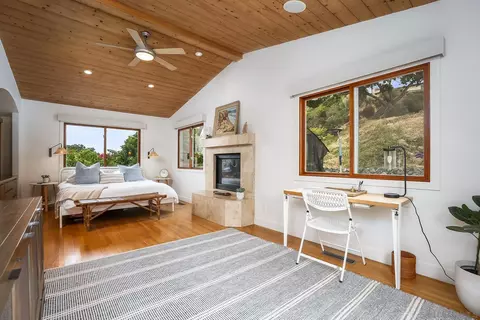 Bedroom - 355 Glencrest, Solana Beach, CA 92075 photo 1 of 7
