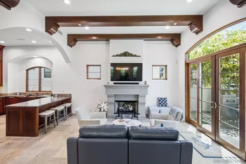 Living - 935 F Ave, Coronado, CA 92118 photo 4 of 6