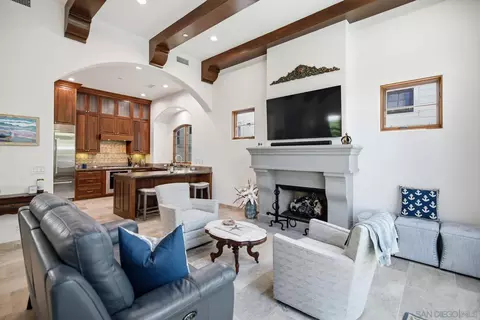 Living - 935 F Ave, Coronado, CA 92118 photo 3 of 6