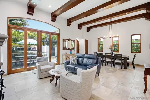 Living - 935 F Ave, Coronado, CA 92118 photo 2 of 6