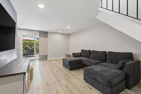 Living - 14287 Mariana Dr, Poway, CA 92064 photo 1 of 1