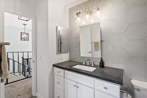 Bath - 14287 Mariana Dr, Poway, CA 92064 photo 2 of 3