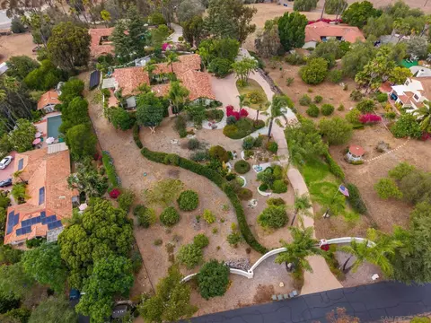 View/Area - 3548 Rosa Way, Fallbrook, CA 92028 photo 7 of 9