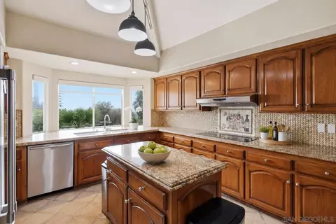 Kitchen - 3548 Rosa Way, Fallbrook, CA 92028 photo 1 of 7