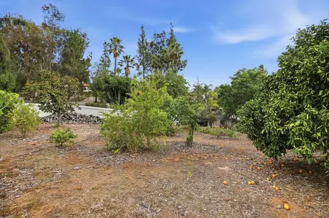 Exterior - 3548 Rosa Way, Fallbrook, CA 92028 photo 16 of 17