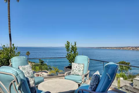 View/Area - 7825 Prospect Pl, La Jolla, CA 92037 photo 1 of 13