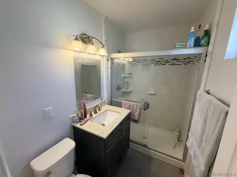 Bath - 317 Avenida Monterey, San Clemente, CA 92672 photo 1 of 2