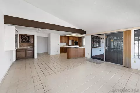 Living - 1685 Calle De Cinco, La Jolla, CA 92037 photo 4 of 4