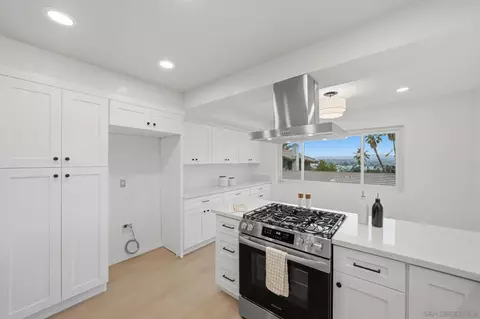 810 Omar Dr, Escondido, CA 92025 photo 15