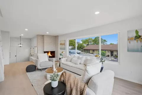 810 Omar Dr, Escondido, CA 92025 photo 9