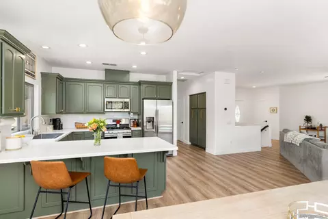 Kitchen - 12312 Sunbrite Ln, Lakeside, CA 92040 photo 2 of 3
