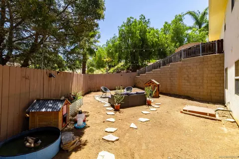 Exterior - 12312 Sunbrite Ln, Lakeside, CA 92040 photo 4 of 4