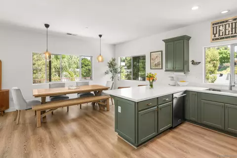 Dining - 12312 Sunbrite Ln, Lakeside, CA 92040 photo 1 of 1