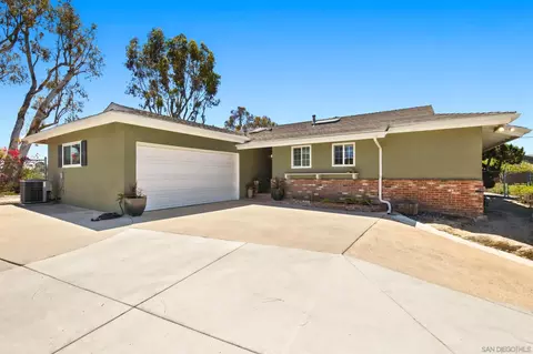 Exterior - 4543 Peak Ct, La Mesa, CA 91941 photo 2 of 11