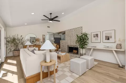 Living - 13953 Sagewood, Poway, CA 92064 photo 6 of 12