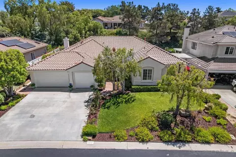 View/Area - 672 Inverlochy Dr, Fallbrook, CA 92028 photo 5 of 5