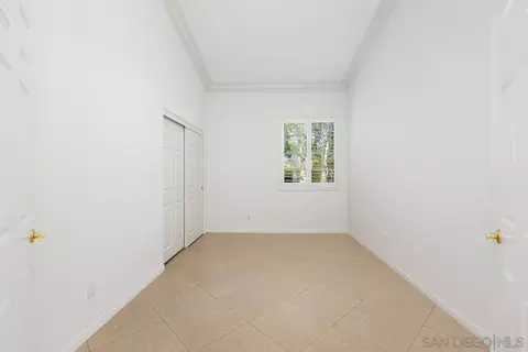 Bedroom - 672 Inverlochy Dr, Fallbrook, CA 92028 photo 1 of 4