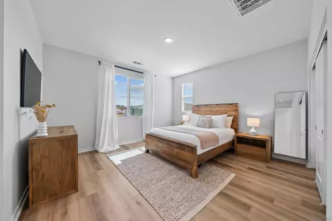 Bedroom - 39392 Corvina Ln, Temecula, CA 92591 photo 1 of 4