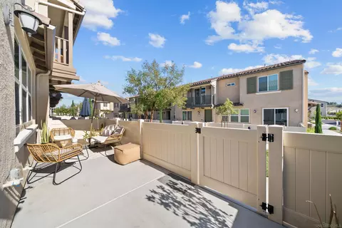 Exterior - 39392 Corvina Ln, Temecula, CA 92591 photo 2 of 7