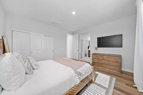 Bedroom - 39392 Corvina Ln, Temecula, CA 92591 photo 2 of 4