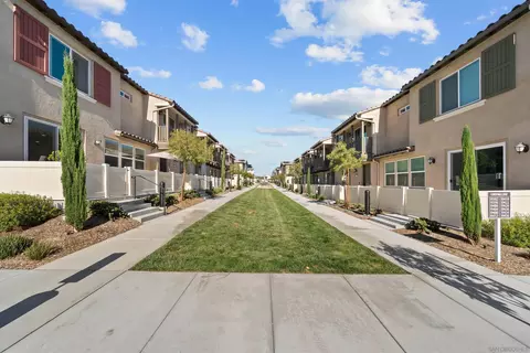 Exterior - 39392 Corvina Ln, Temecula, CA 92591 photo 7 of 7