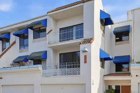 8310 Regents Rd #3H, San Diego, CA 92122