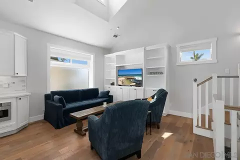 851 C Ave, Coronado, CA 92118 photo 4
