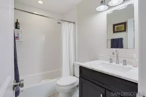 Bath - 14319 Old Community Rd, Poway, CA 92064 photo 2 of 2