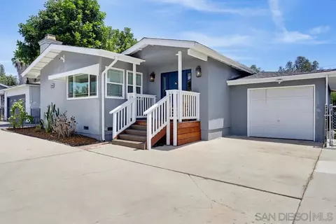 Exterior - 14319 Old Community Rd, Poway, CA 92064 photo 2 of 6