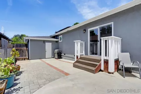 Exterior - 14319 Old Community Rd, Poway, CA 92064 photo 3 of 6