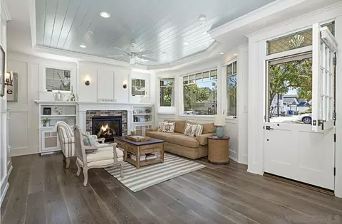 Living - 421 8th St, Coronado, CA 92118 photo 1 of 4
