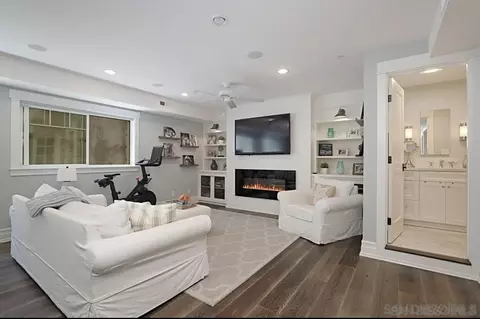 Other - 421 8th St, Coronado, CA 92118 photo 2 of 8
