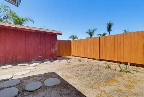 Exterior - 8411 Kappa St, La Mesa, CA 91942 photo 5 of 10