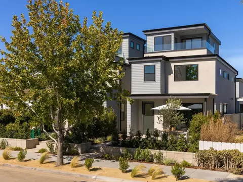 3721 Yosemite St, San Diego, CA 92109