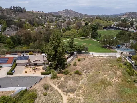 View/Area - 13278 Wanesta Dr, Poway, CA 92064 photo 3 of 7