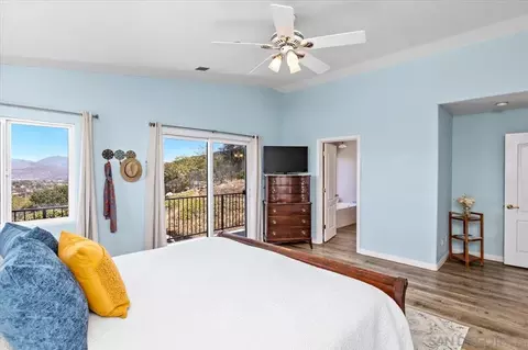 1033 Via Contenta, Escondido, CA 92029 photo 13
