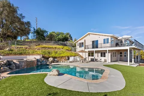 1033 Via Contenta, Escondido, CA 92029 photo 29